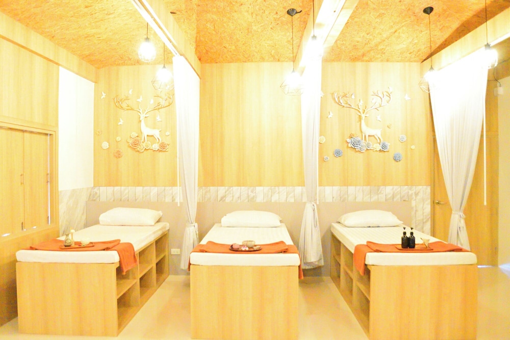 The Neenlawat Riverside Resort & Spa