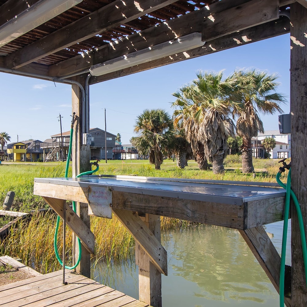 Gulf Adventures and Beachfront Relaxation Awaits
