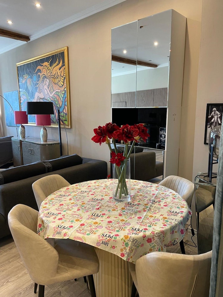 Modern Suite in the Taunus