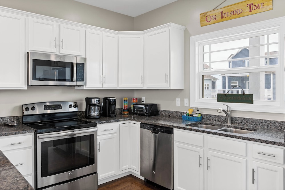 Palm Beach North by Topsail Realty