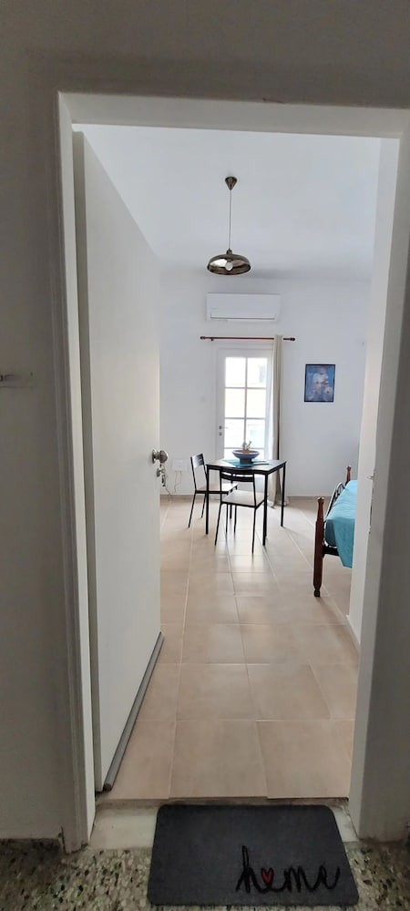 Modern Equipped Studio in Heraklion view 5