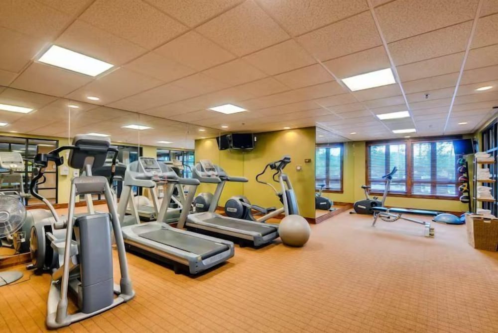 Luxury Ski-in/ski-out Bluesky 2 Bedroom Condo