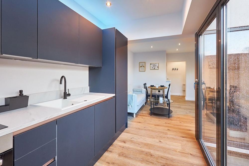 Host Stay Apartment 1 Fourth Avenue view 5