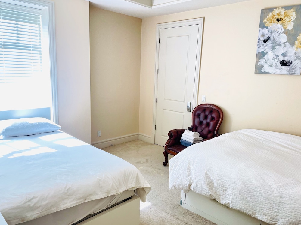 Vancouver Luxury Guest House