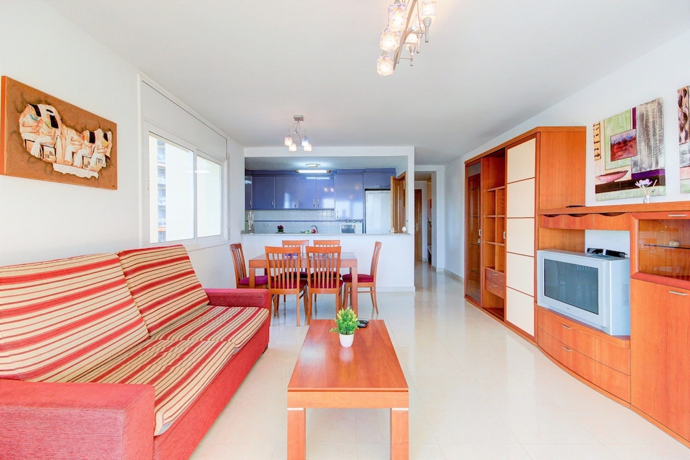 Apartment With Scenic View