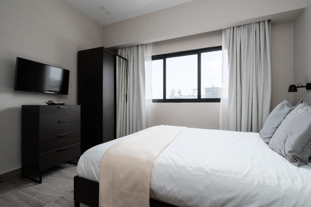 Breakfast Included - 2 Bedrooms - RL1 707