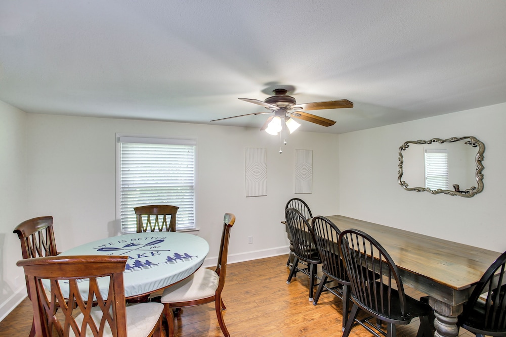 3,000-sq-ft Home < 7 Mi to Barren River Lake