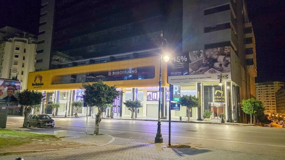 Heart Tangier Marina & Mall 1 min away