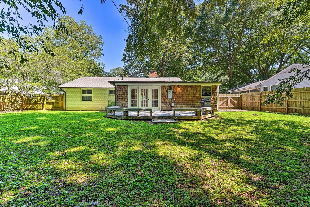 Pet-friendly Charlotte Home w/ Fenced Yard! view 3