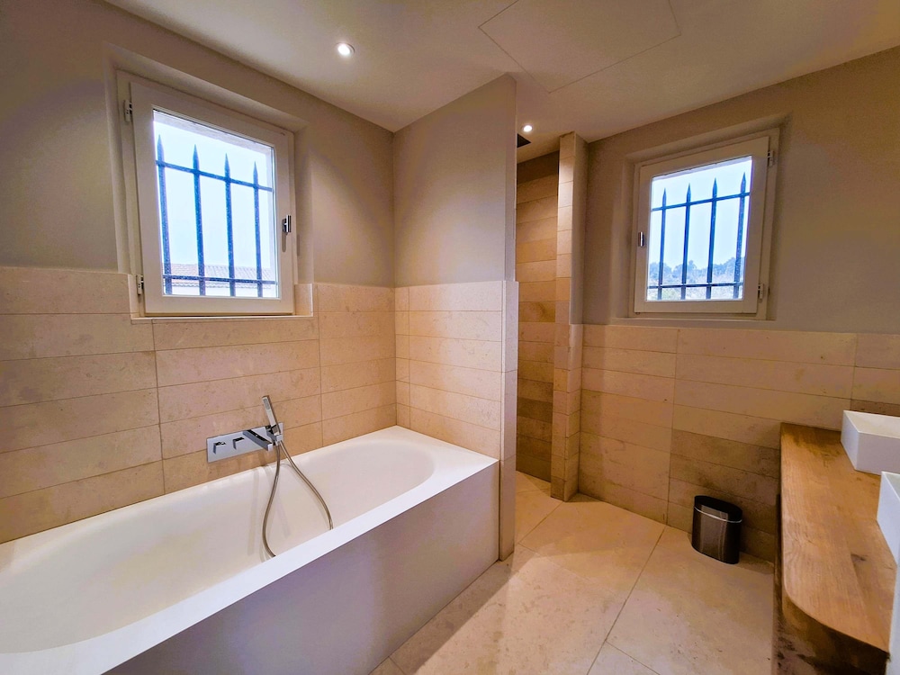 Villa Sorella Your Provencal Escape in the Heart of the Alpilles