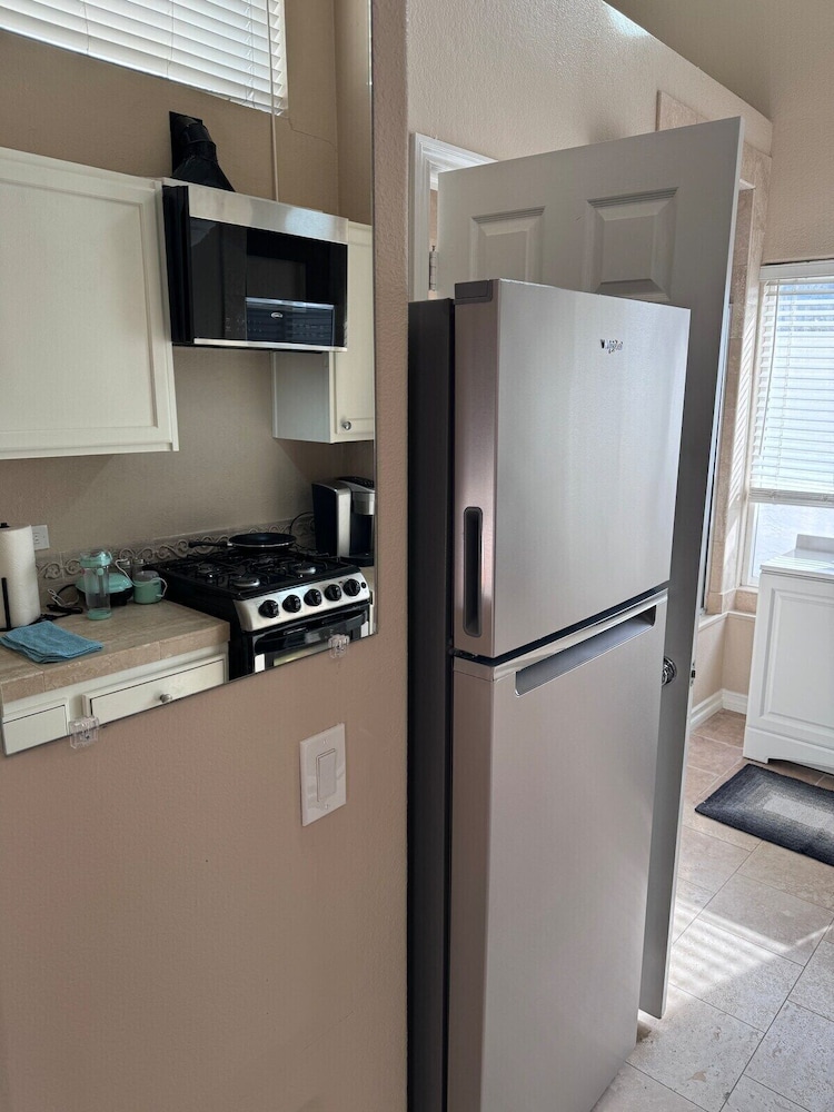 Studio in Quiet Gated SFR Community