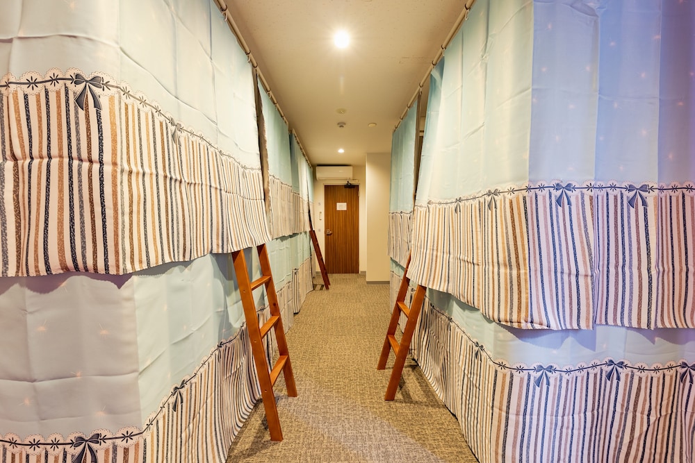 Nikko Inn Minamisenba - Hostel
