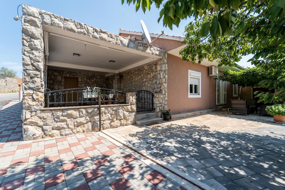 Villa Jadran in Donje Ra Tane