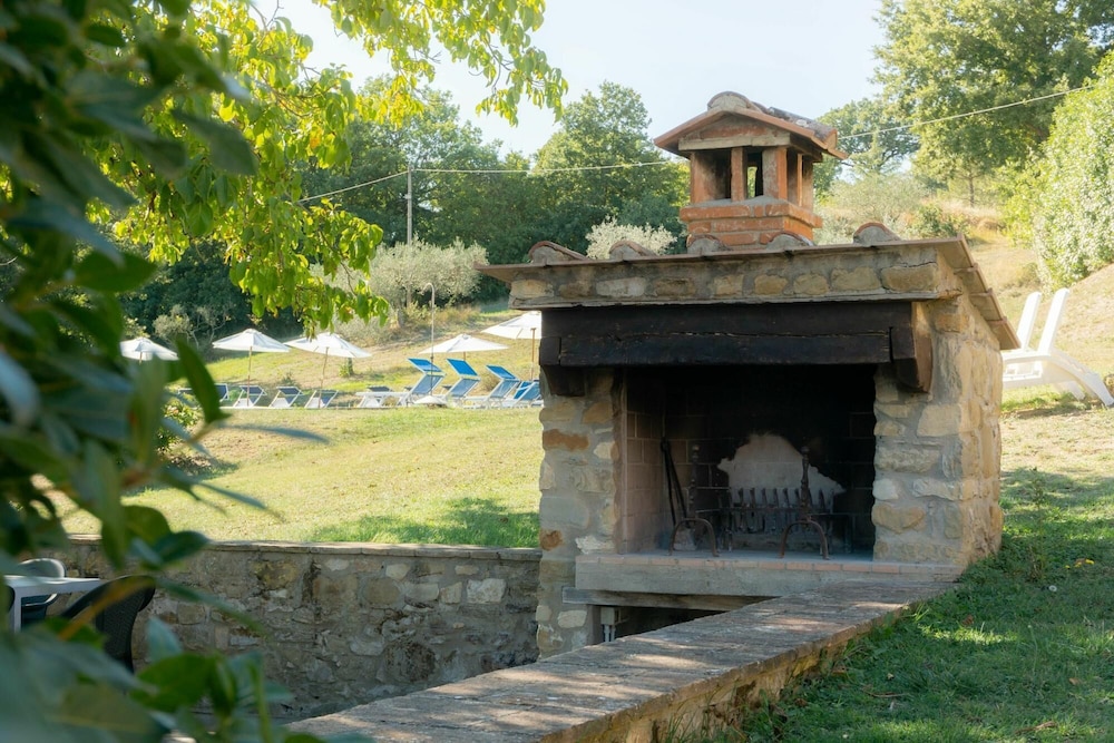 Photo 48
