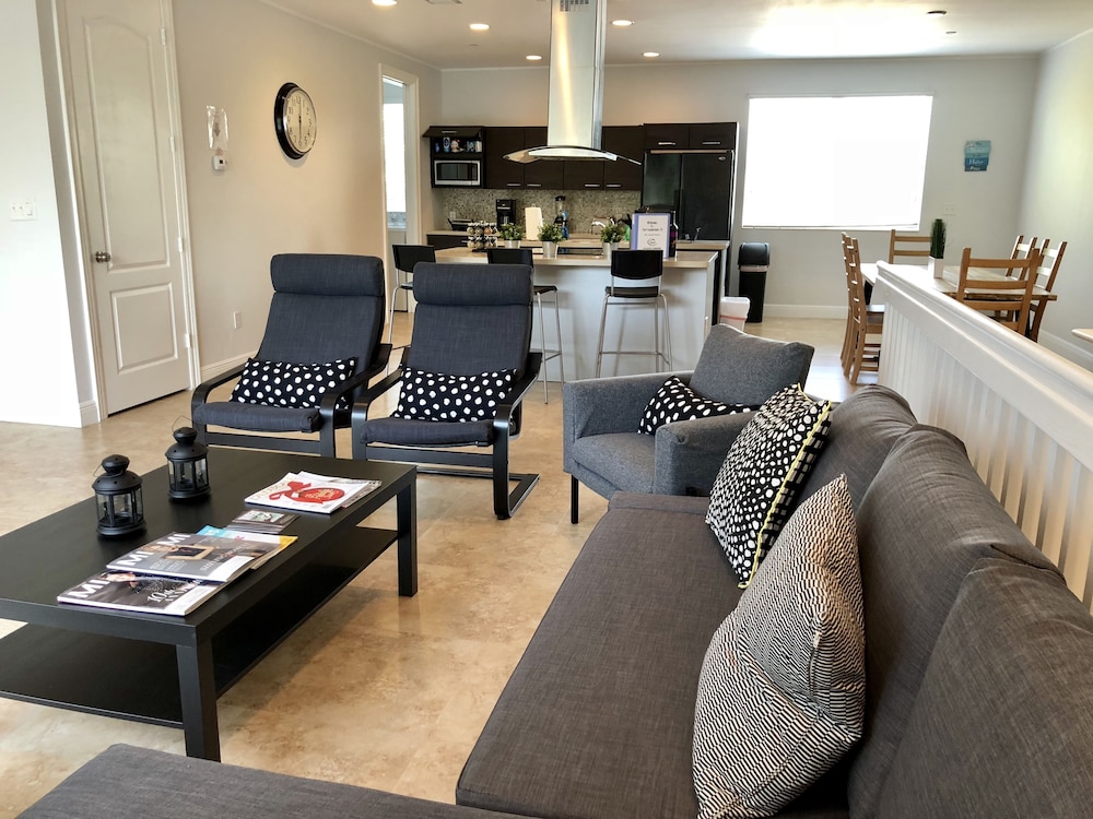 Luxury Home by Ideal Experience VR - Image 5