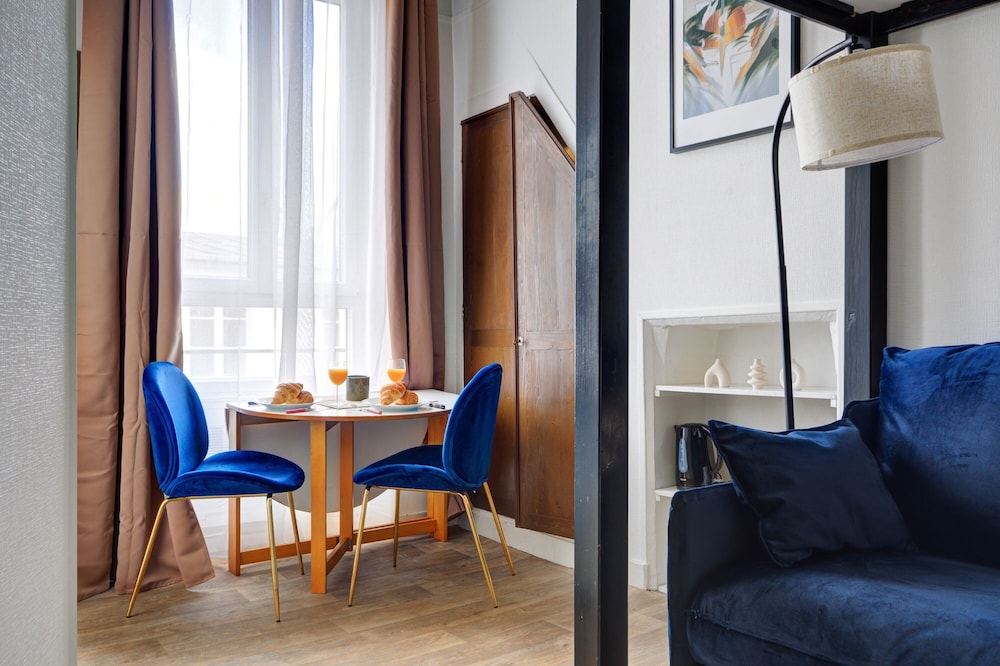 Cozy Studio for 2 in Le Marais