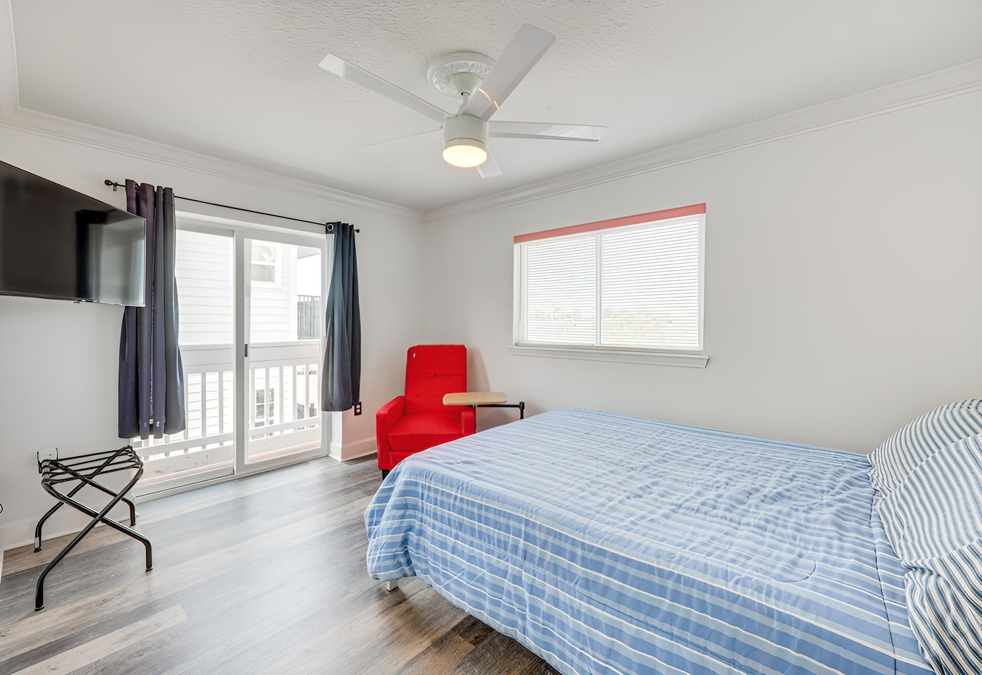 Jacksonville Beach Townhome: Steps to the Sand! view 2