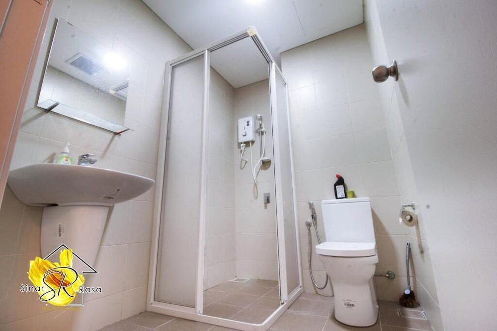 Sinar Rasa Homestay I-City I-Soho photo 7