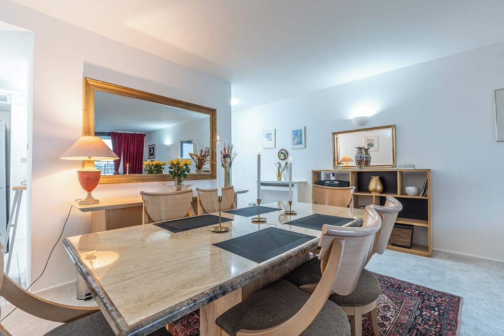 Duplex 2BR 2BA Flat Near Gloucester Rd Station