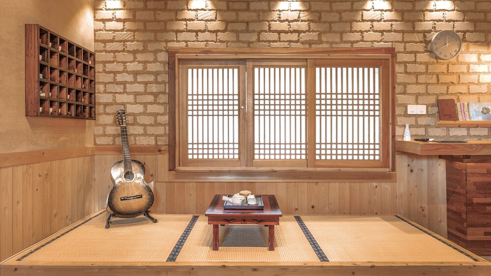 Yangpyeong Agni Choshi Mae Hanok Stay