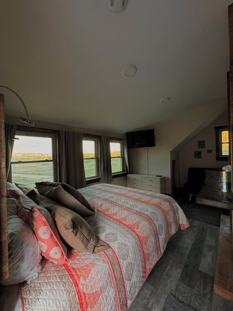 SLOT CANYONS INN