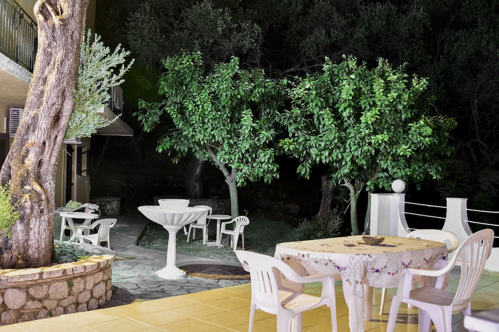 Corfu Room Apartment in the Center of the Island view 2