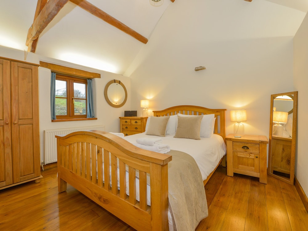 Hook Cottage view 4