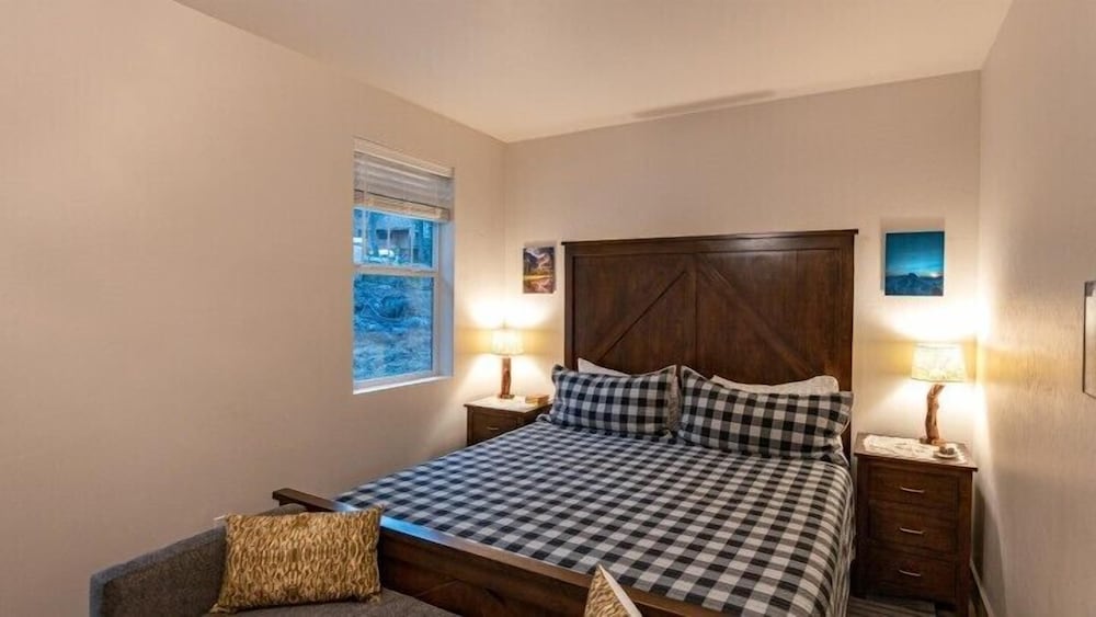 Scenic Wonders Half Dome Loft 3 Bedroom view 4