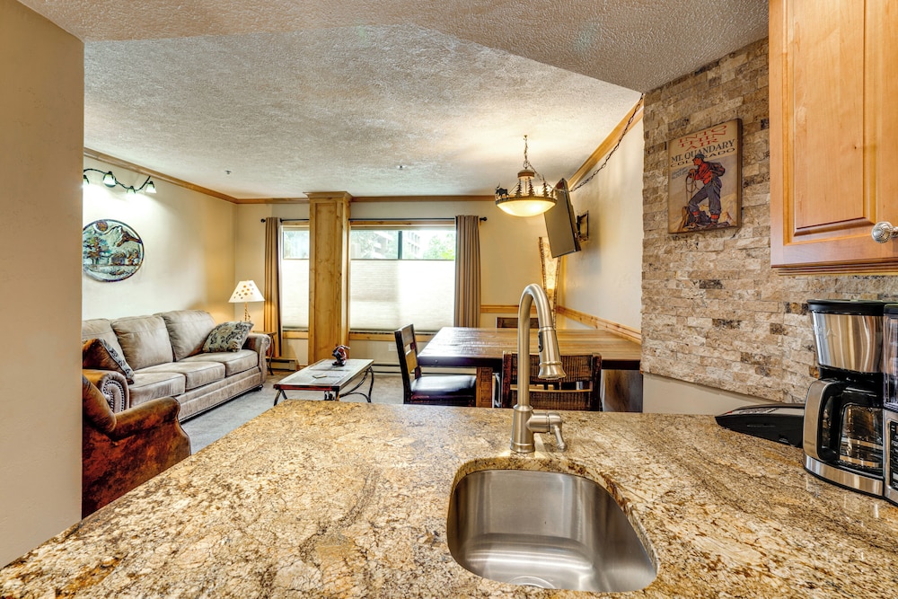 48 Steps to Ski Lift: Breck Suite w/ Resort Perks!