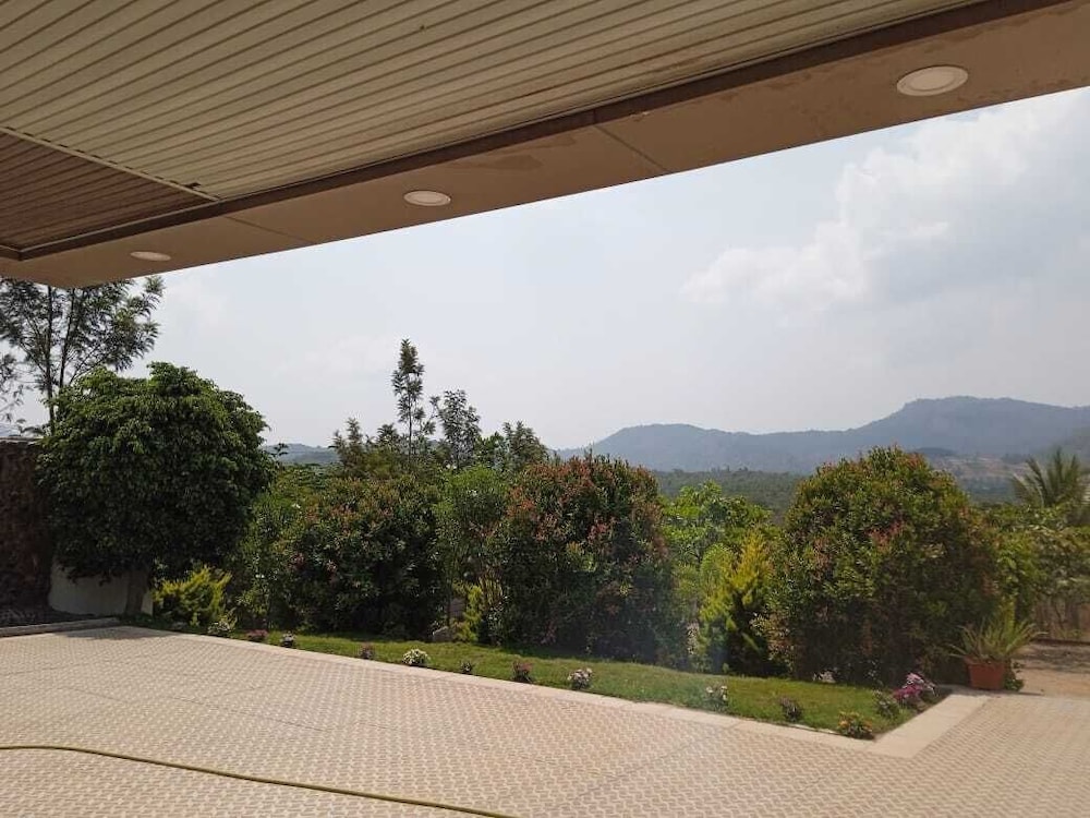 Golden Hill Resort