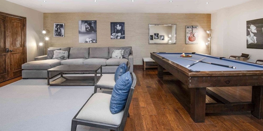 Spectacular 4 Bedroom Ritz-carlton Penthouse Residence in Vail, Colorado