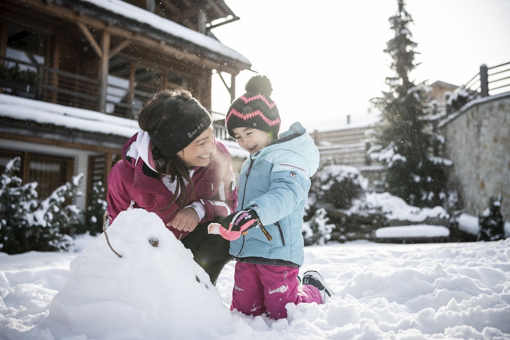 Post Alpina - Family Mountain Chalets