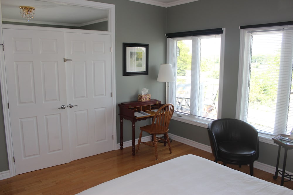 1840 Guest House