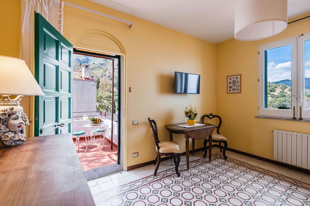 Casetta Amelia by Wonderful Italy