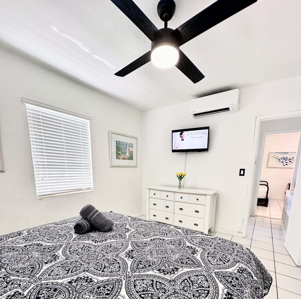 Southwinds Inn 7 for 4 Guests Close to the Beach