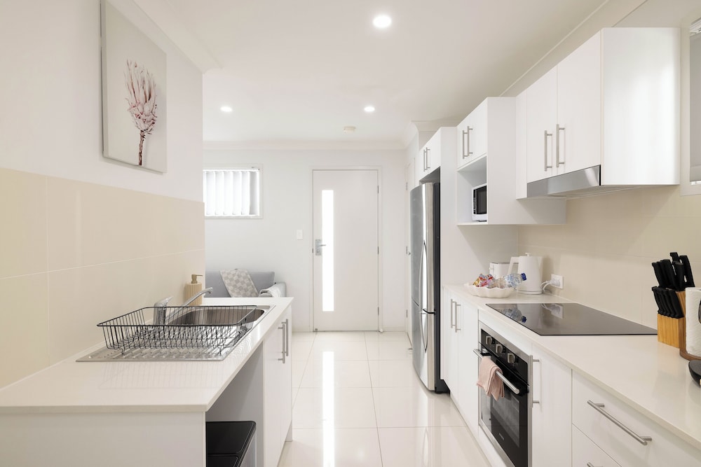 Smart Suites Self Check-in Apartments - 35 Freney