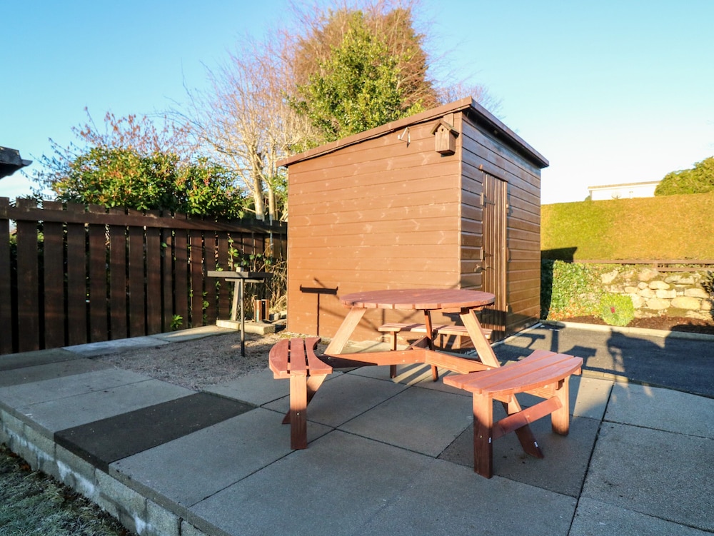 10 Annesley Park