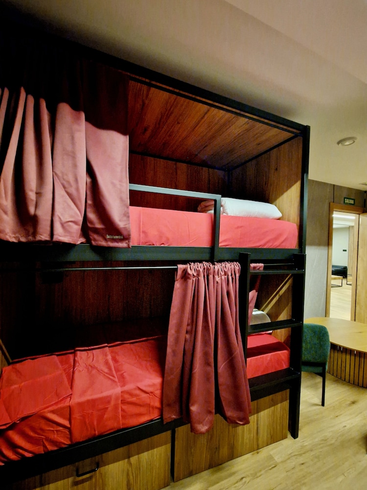 Velvet Hostel Business
