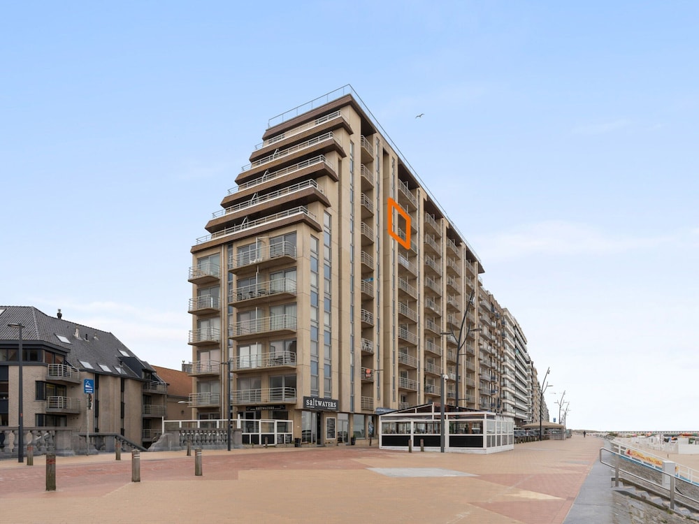 Appealing Apartment With Sea-view