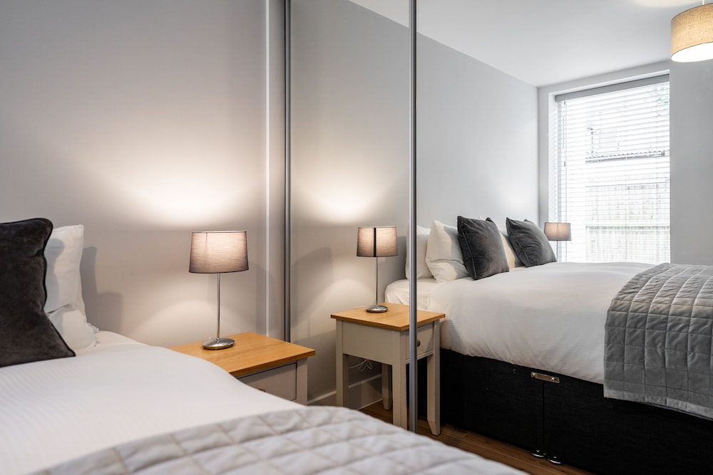 Citystay Living - Holland Place view 2