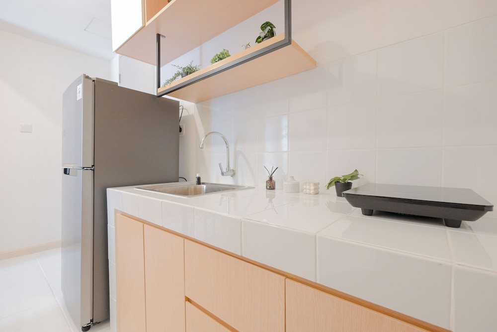 Neat 2Br At Tokyo Riverside Pik 2 Apartment