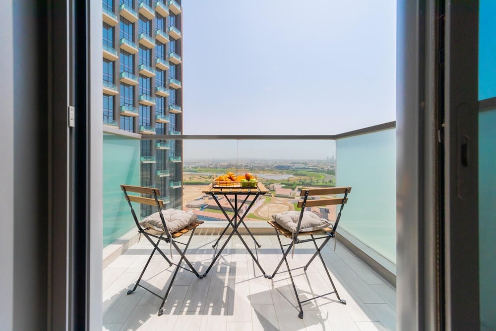 DXB - The Atria Residences - 1404 - DT