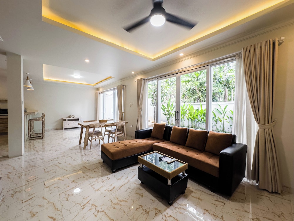 Obeh Villa Ubud Two Bedroom Private Pool