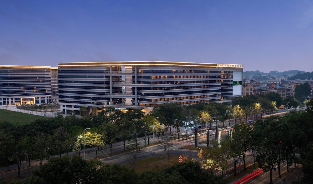 GZ Baiyun Airport MeHood Liz Hotel T1