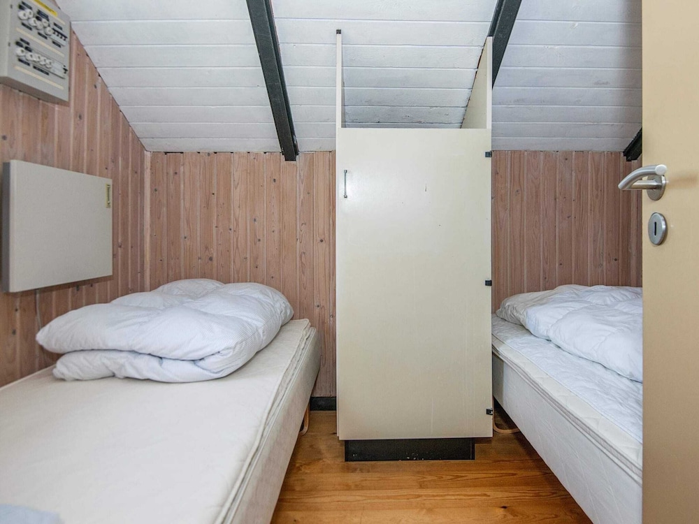 6 Person Holiday Home in Romo view 2