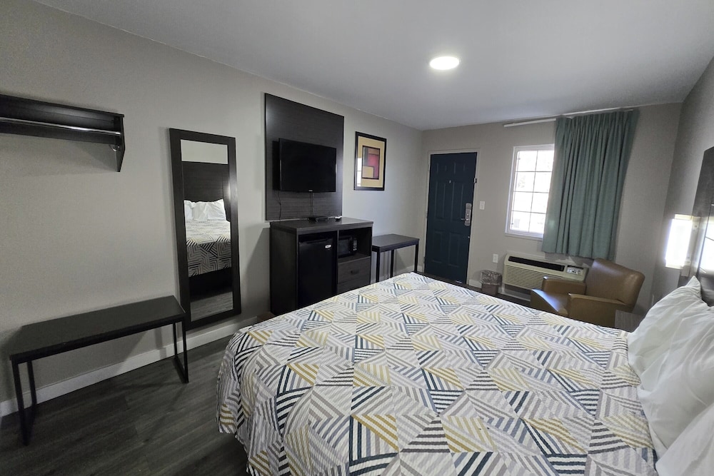 Deerfield Inn McComb I-55