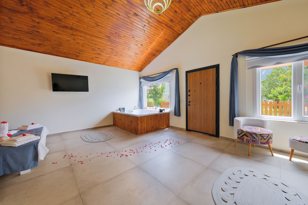 Larimar Suite Otel - Image 70