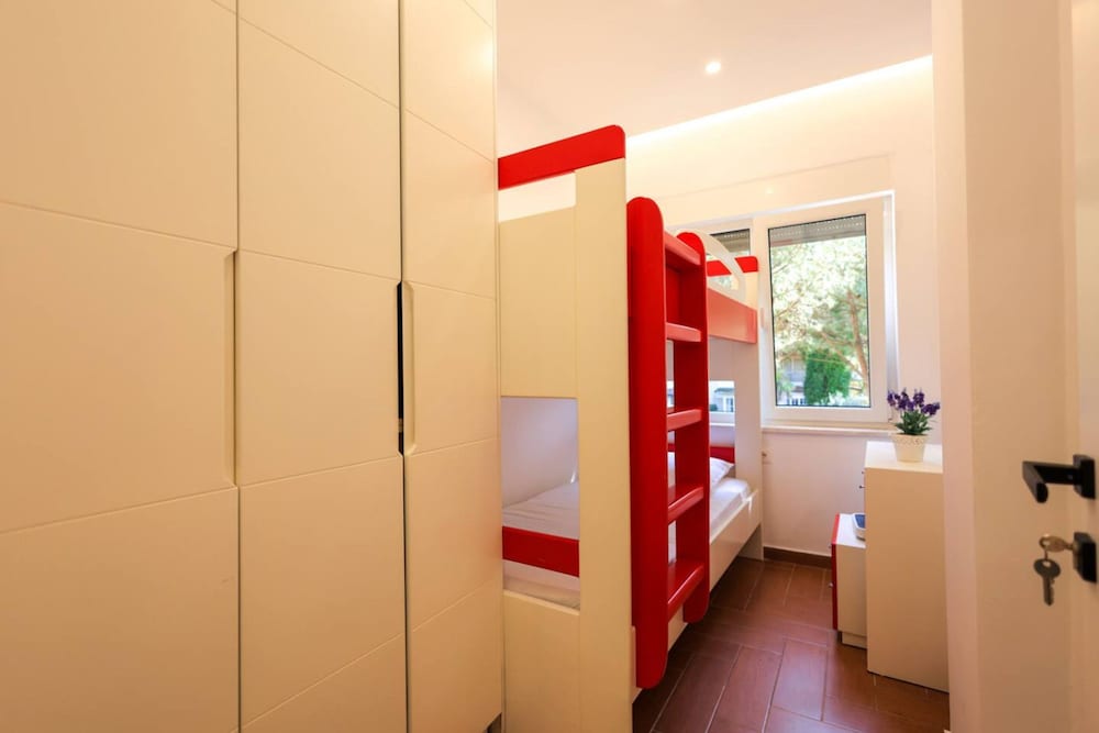 Lura Apartment 001 in Durr s