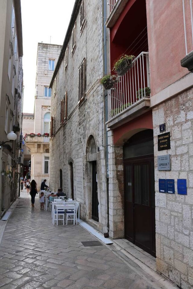 Quiet Studio in Zadars Old Town