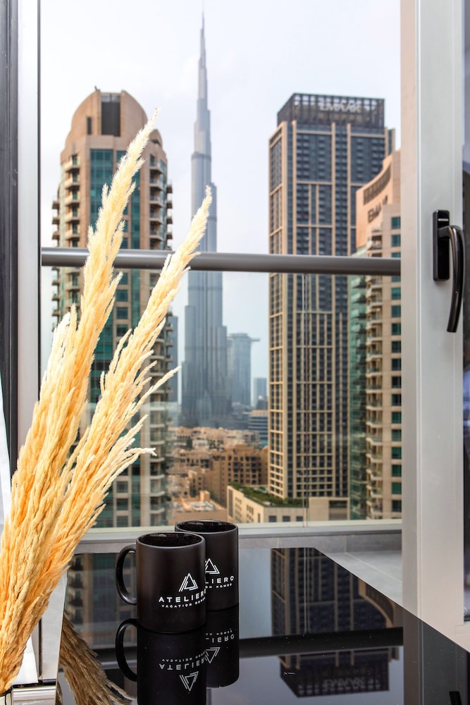 Premium 3BR with Full Burj Khalifa view